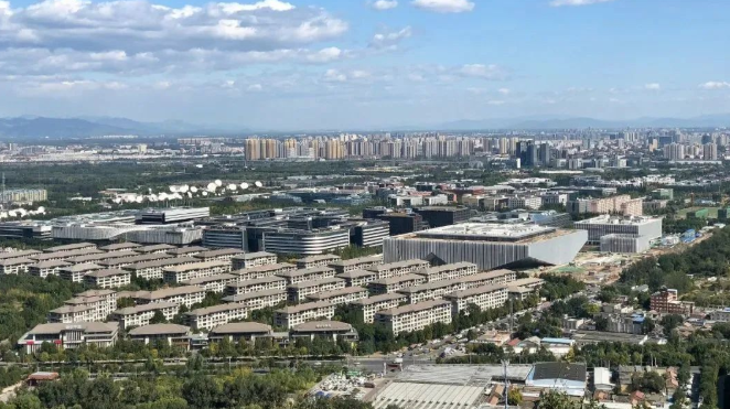 中国软件三十年：烟尘隐入，夹缝重生